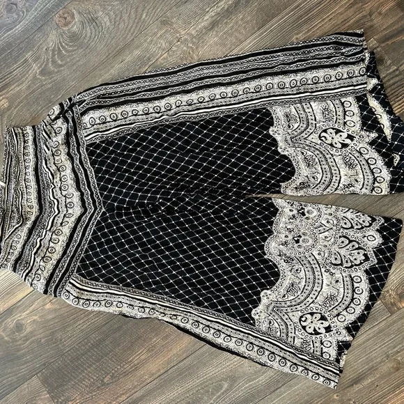 Free People Black and White Wide Leg Pants - Picture 8 of 9